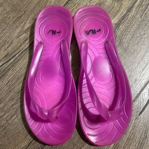 Fila Sport Women's Flexible Outsole Flip Flops Jelly Purple White Sz 9/10